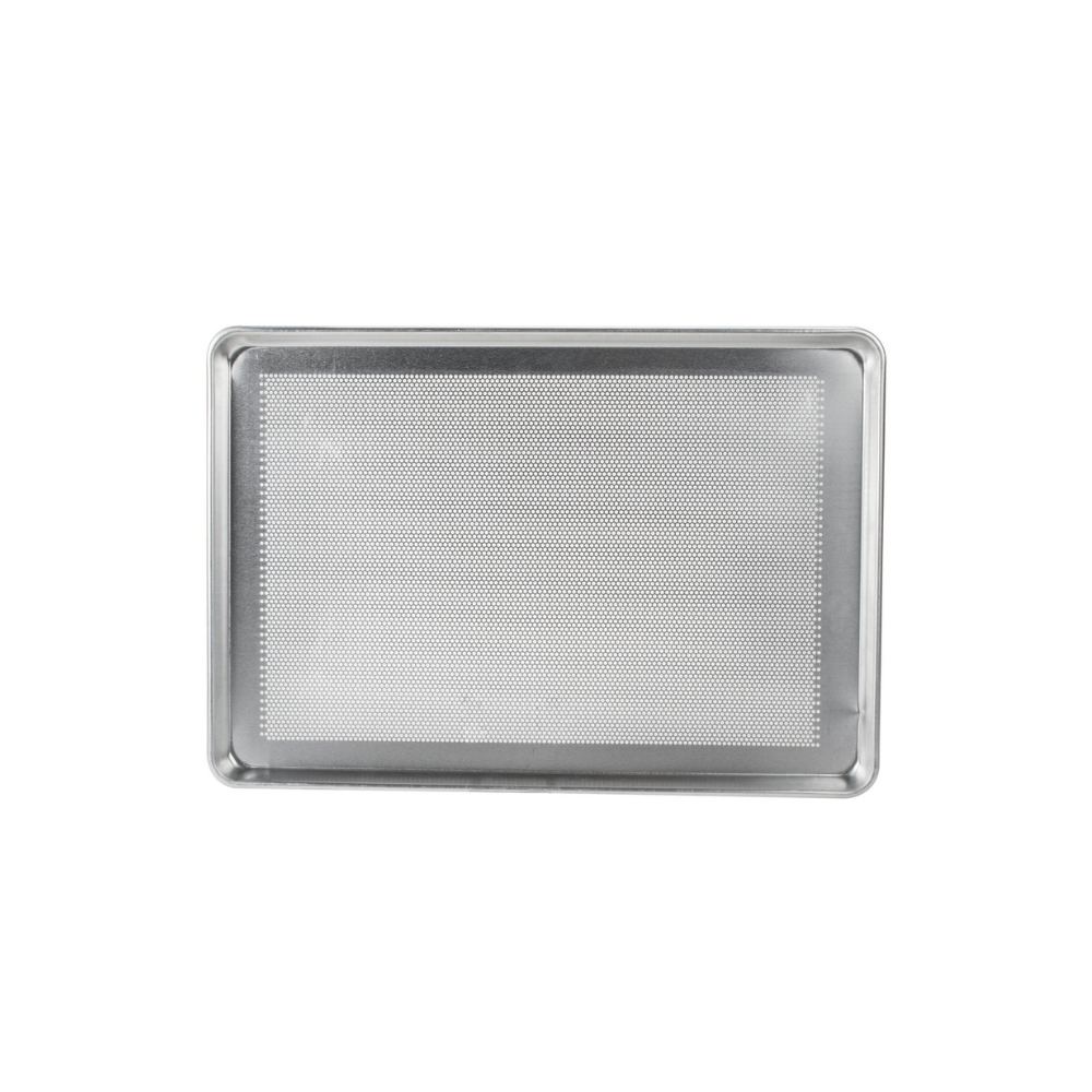 Bandeja para hornear modelo 18-8P-26 , tamaño completo, 18 GA. 18" x 26" aluminio, perforado.